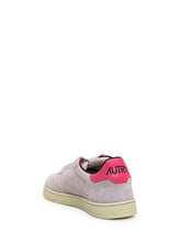 Flat Low Medalist Sneaker - Autry | Lidia Shopping