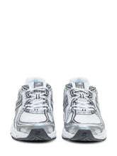 Sneakers New Balance 740 Bianche e Grigie - Fall/Winter 2025 - On Sale - Uomo | Lidia Shopping