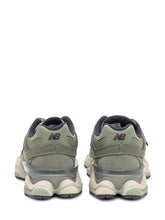 New Balance 9060 Green Cordura and Suede Sneakers - Fall/Winter 2025 - On Sale - Uomo | Lidia Shopping