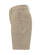Bermuda Shorts with Belt Loops and Button - Boss | Lidia Shopping