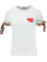 T-Shirt Slim Fit con Cuore Ricamato - Abbigliamento Donna | Lidia Shopping